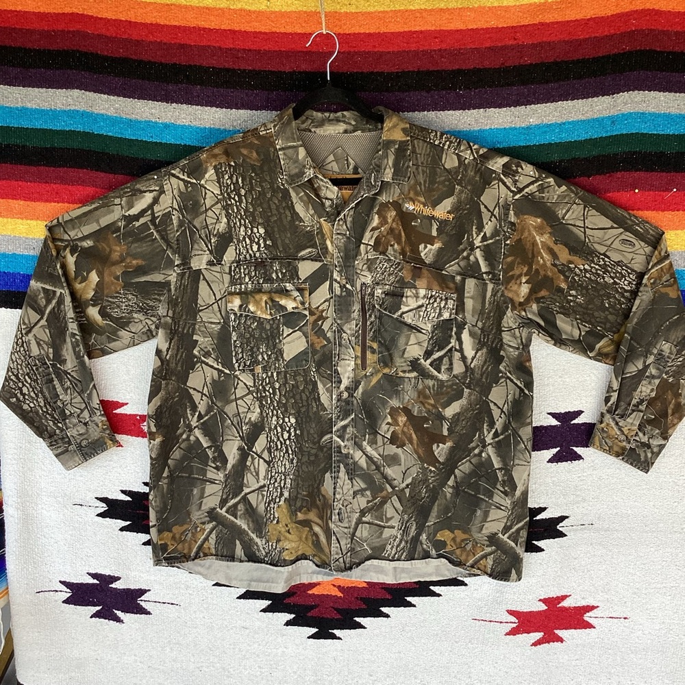 Vintage whitewater camo button down shirt Realtree hardwoods